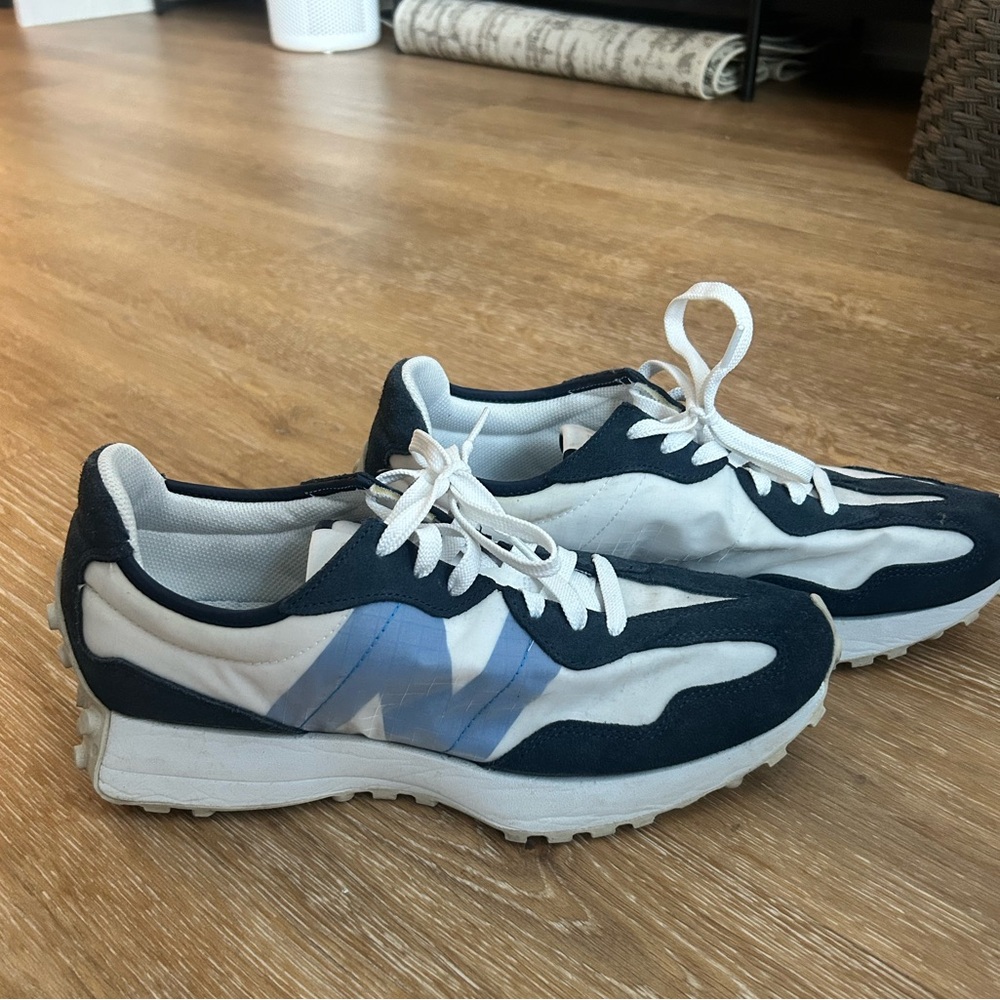 Men’s New Balance Shoes - Picture 1 of 4
